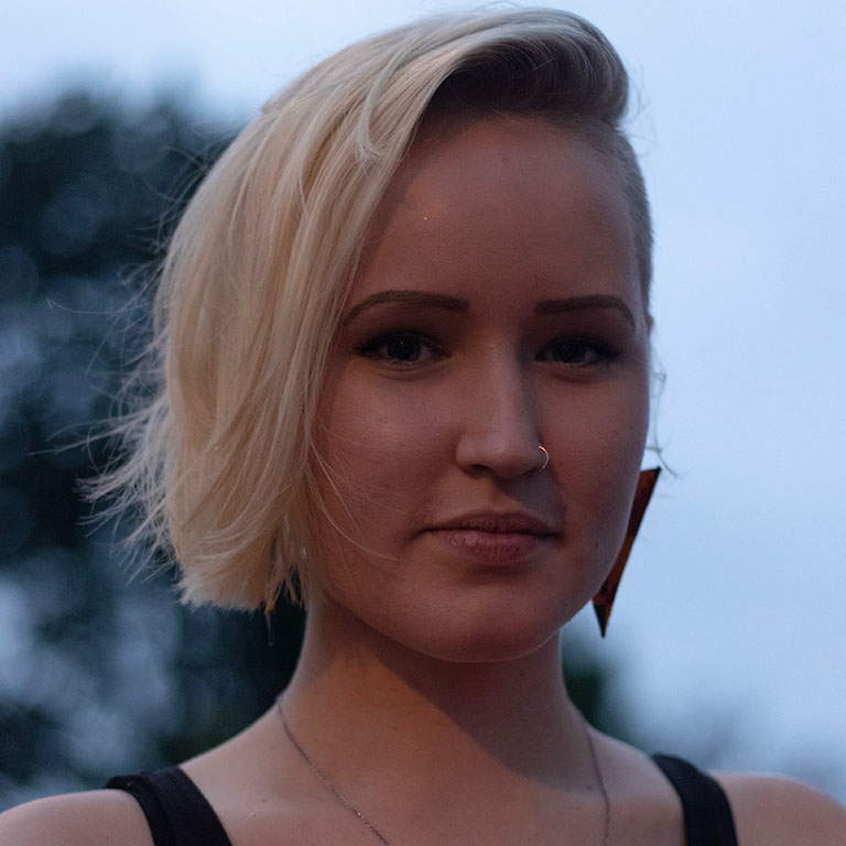 Becky Oates